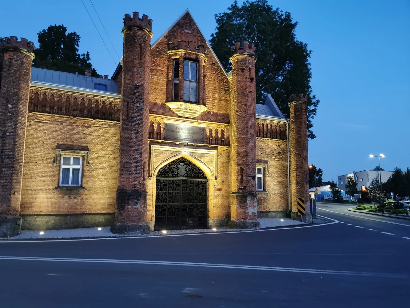 Oświetlenia uliczne i iluminacje