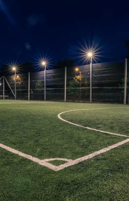 Oświetlenia boisk treningowych i stadionów